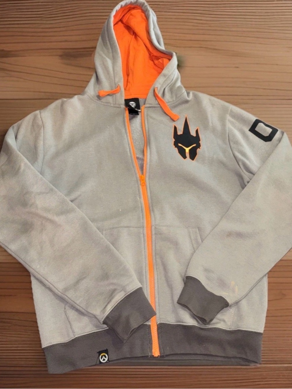 Overwatch Zip Up Hoodie Men’s Medium Gray Orange Gaming Sweatshirt back decal
